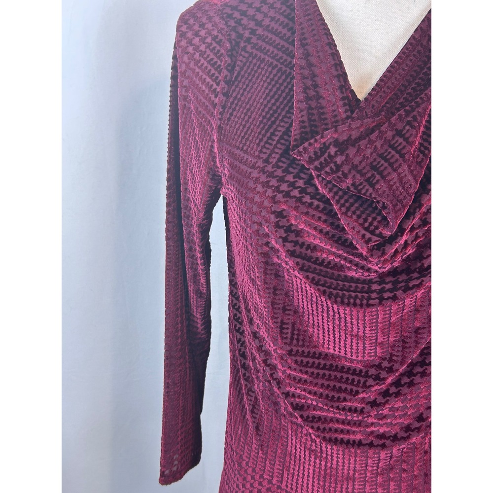 Talbots Burnout Velvet Top Womens Large Burgundy Excellent Cowl Neck Houndstooth - Picture 4 of 10